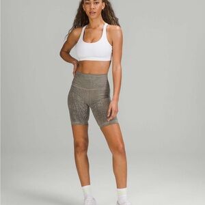Lululemon Wunder Train High-Rise Short 8"